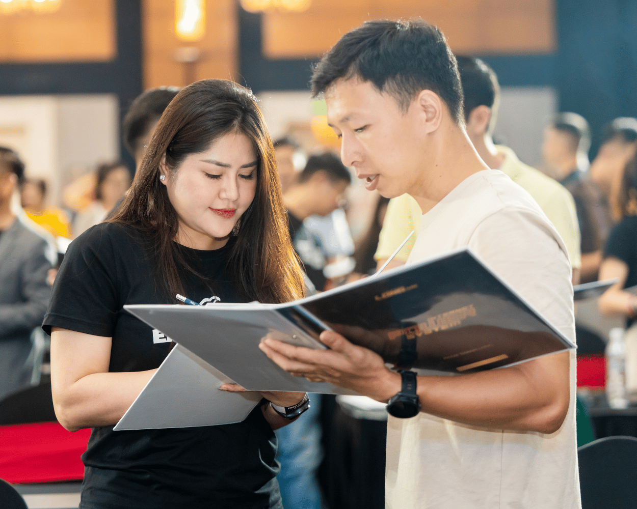 Nguyễn Văn Tuấn trong lớp học Thầy Phạm Thành Long